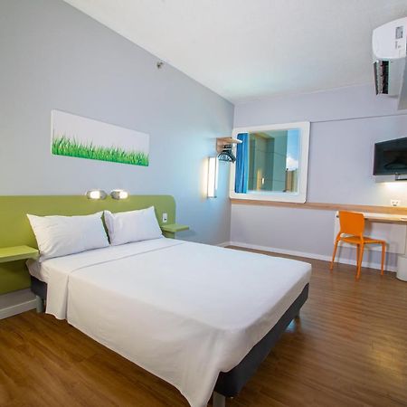 Ibis Budget Fortaleza Praia De Iracema Exterior photo