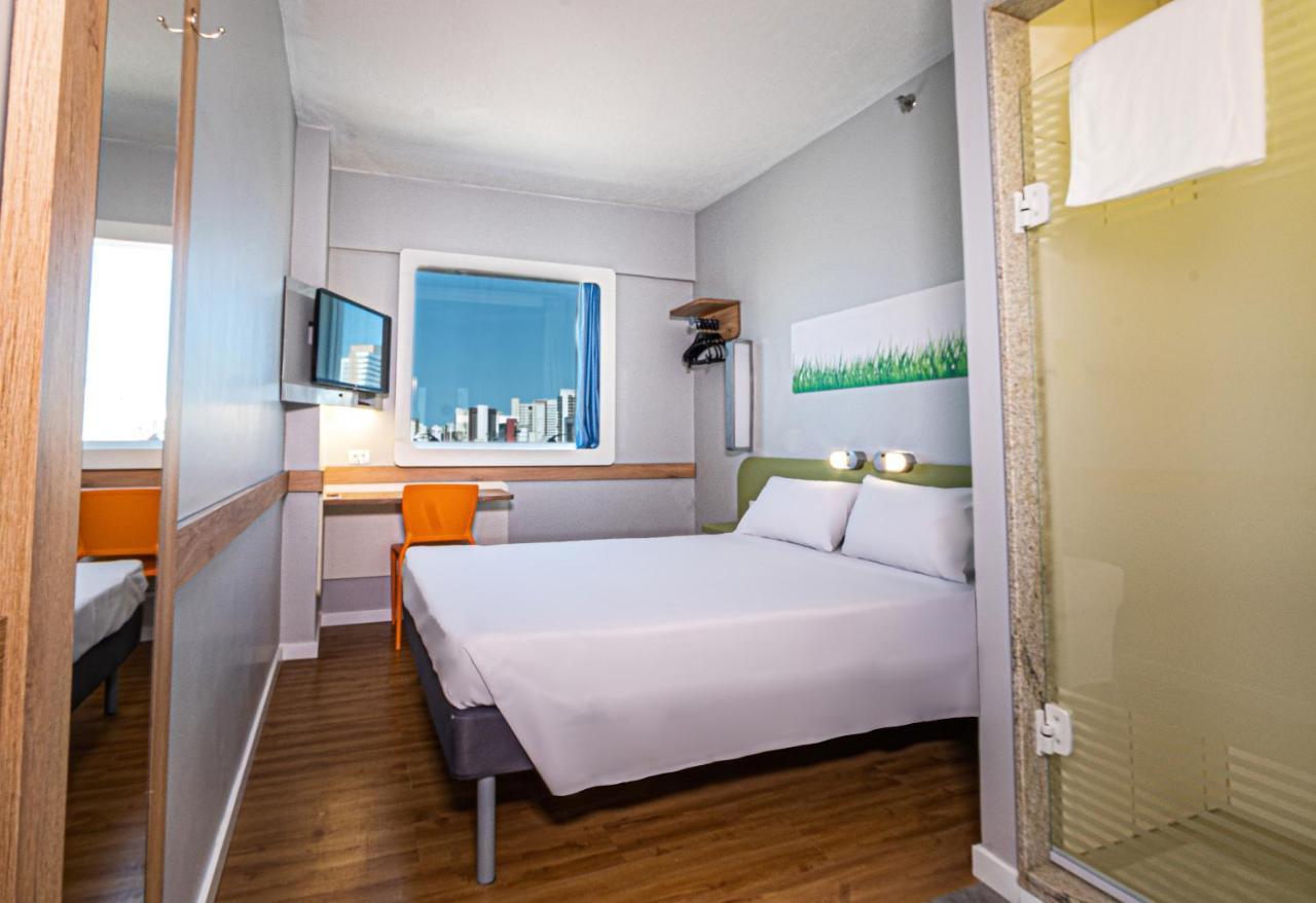 Ibis Budget Fortaleza Praia De Iracema Exterior photo